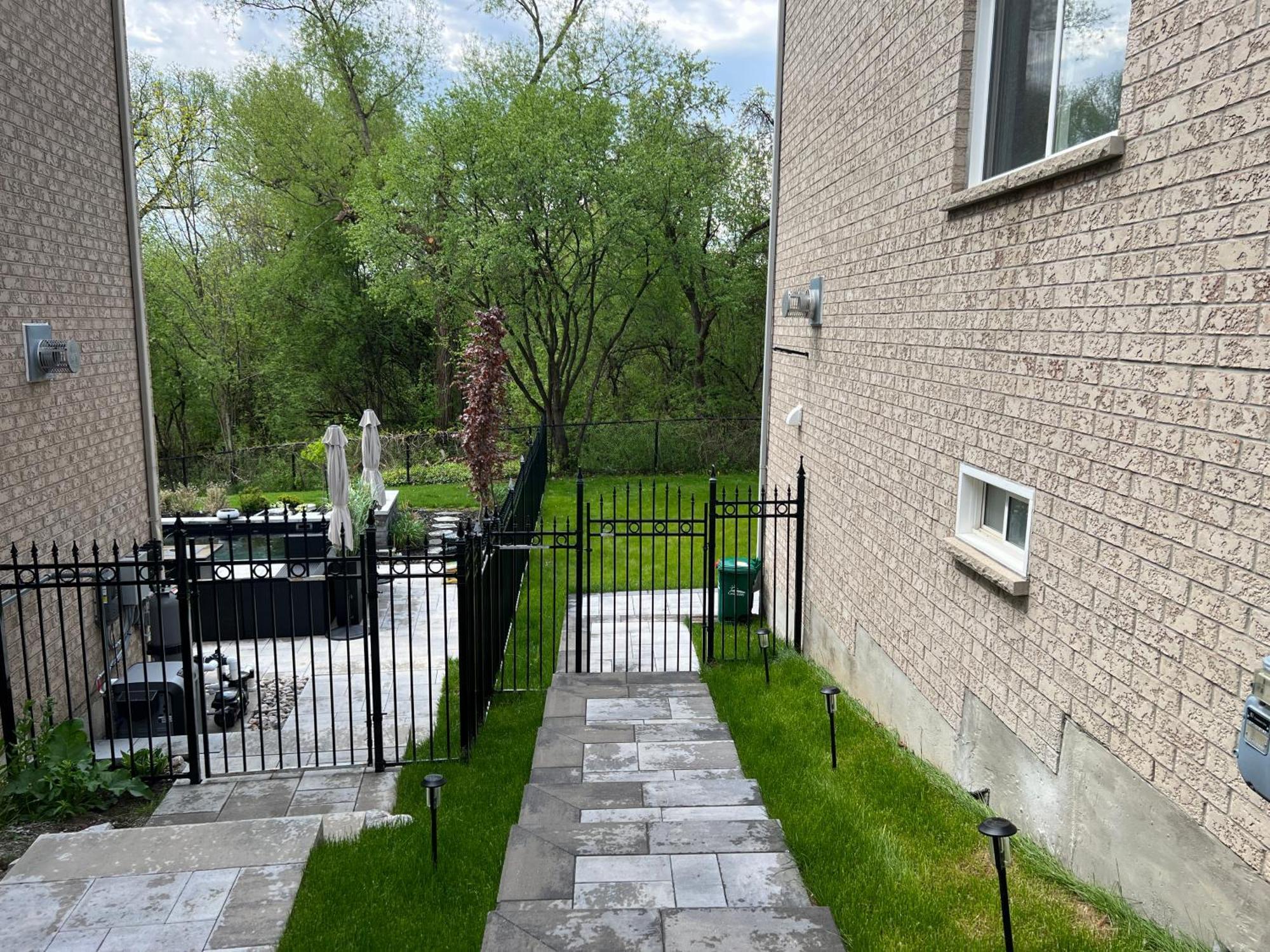 Cozy, Brand-New, 2Bdr,Walkout Apt, Free Parking Richmond Hill Luaran gambar