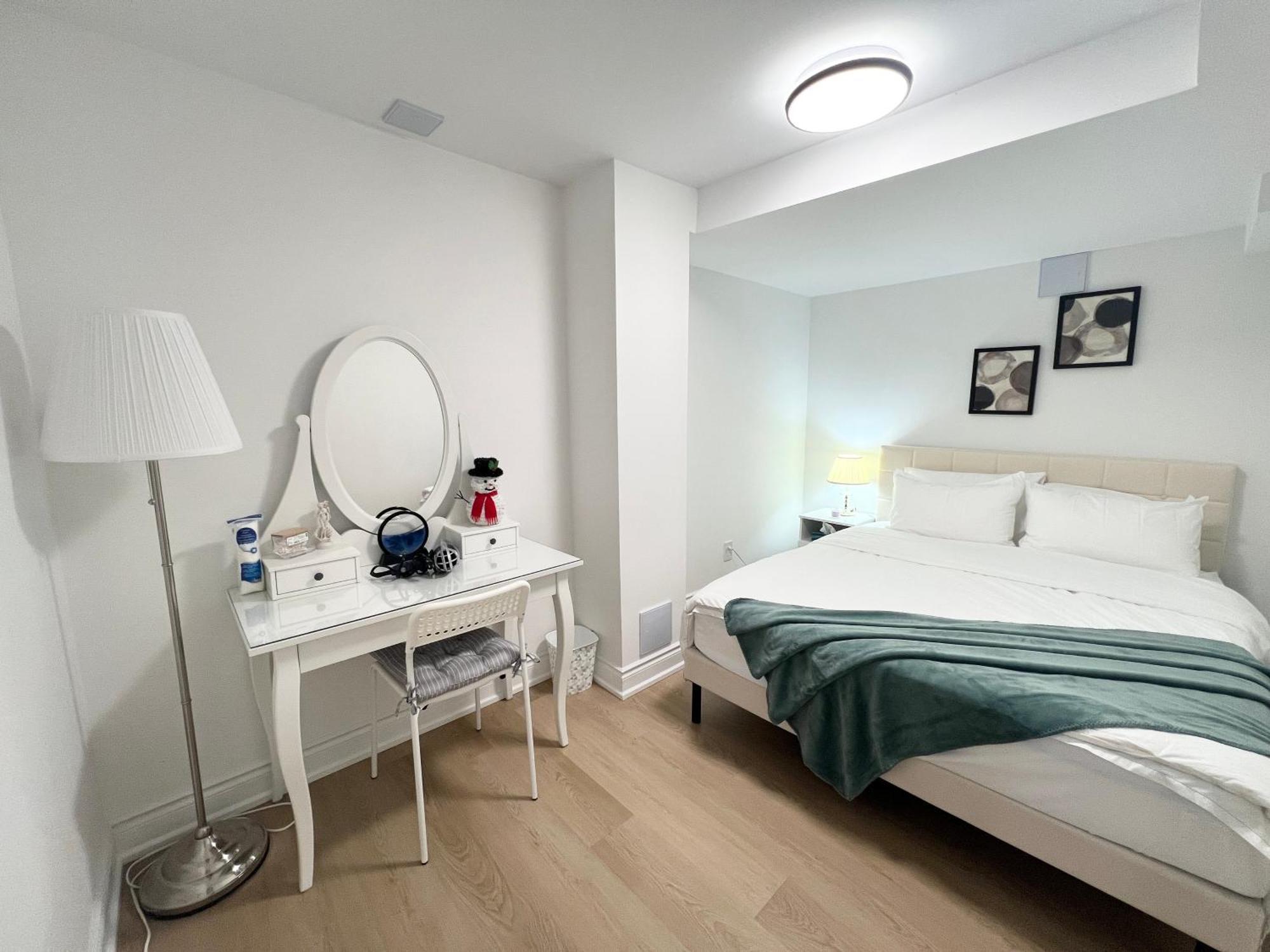 Cozy, Brand-New, 2Bdr,Walkout Apt, Free Parking Richmond Hill Luaran gambar