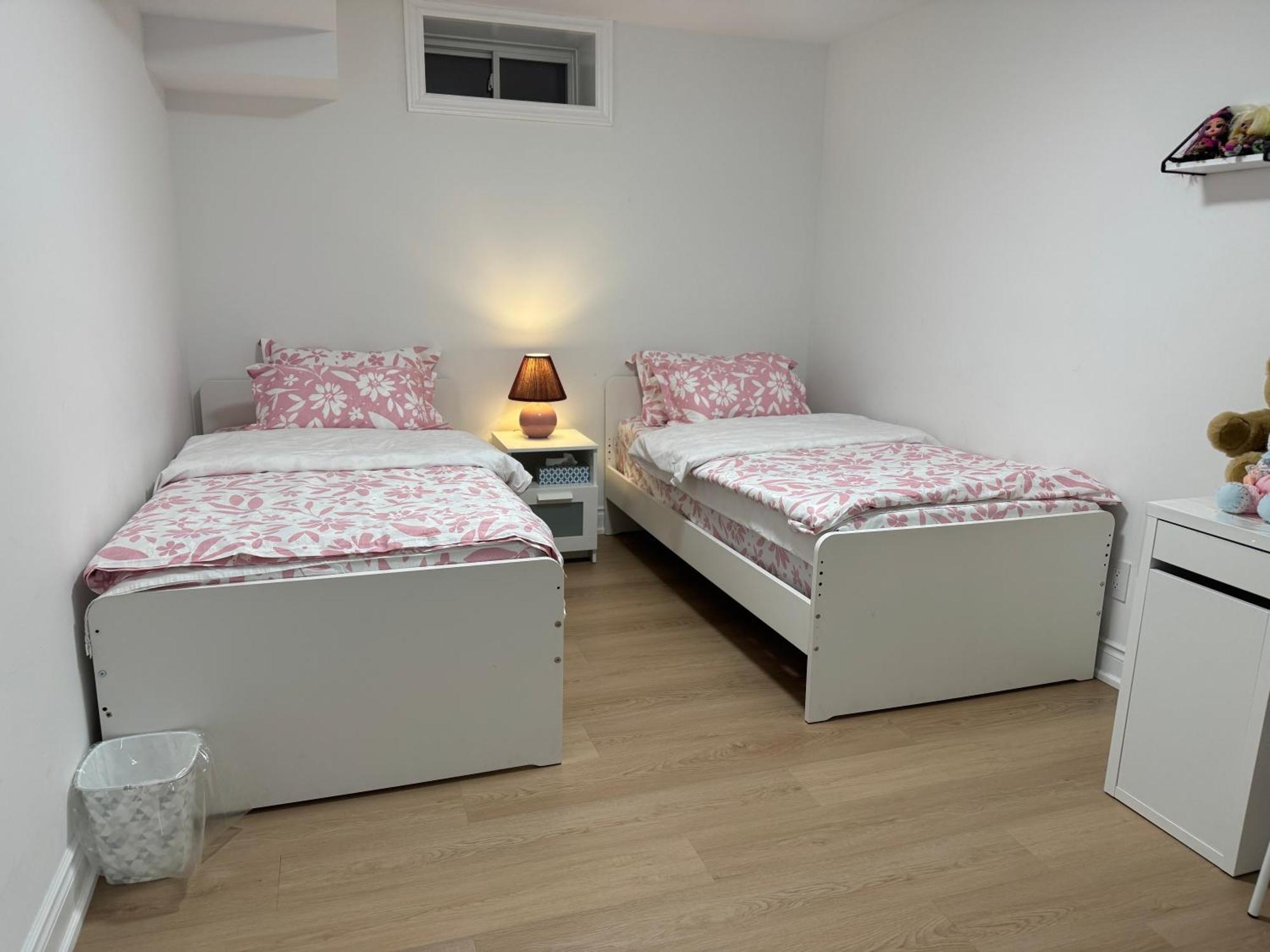 Cozy, Brand-New, 2Bdr,Walkout Apt, Free Parking Richmond Hill Luaran gambar